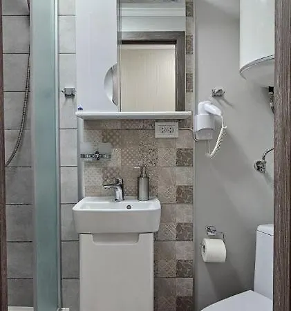 Апартаменти На Лесі Українки Центр 5Хв Старе Місто Парк Kamianets-Podilskyi Exterior photo